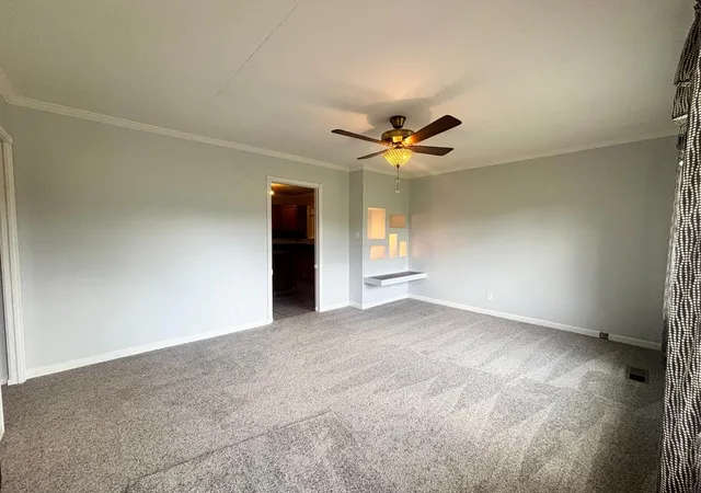 2nd image of 306 Brentwood St, Hopkinsville, KY 42240 | MLS# 3285575