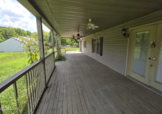 Photo 2 of Single family home for sale at 7011 Shell Lane, Knoxville, TN 37918 | MLS# 3528391 | Listing updated on 2026-08-28