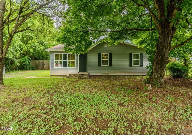 1st image of 5202 Murphy Rd, Knoxville, TN 37918 | MLS# 3285586