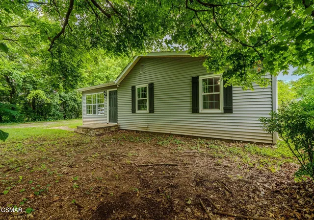 2nd image of 5202 Murphy Rd, Knoxville, TN 37918 | MLS# 3285586