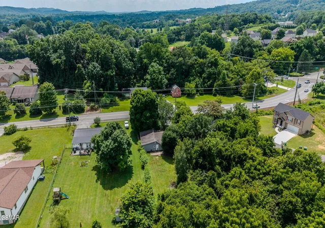 26th image of 5202 Murphy Rd, Knoxville, TN 37918 | MLS# 3285586