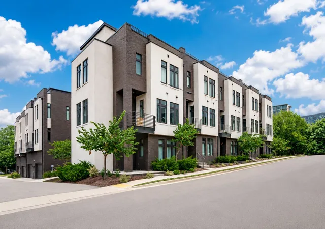 Photo 2 of Townhouse for sale at 1106 Sigler St #1106, Nashville, TN 37203 | MLS# 3305176 | Listing updated on 2026-10-08