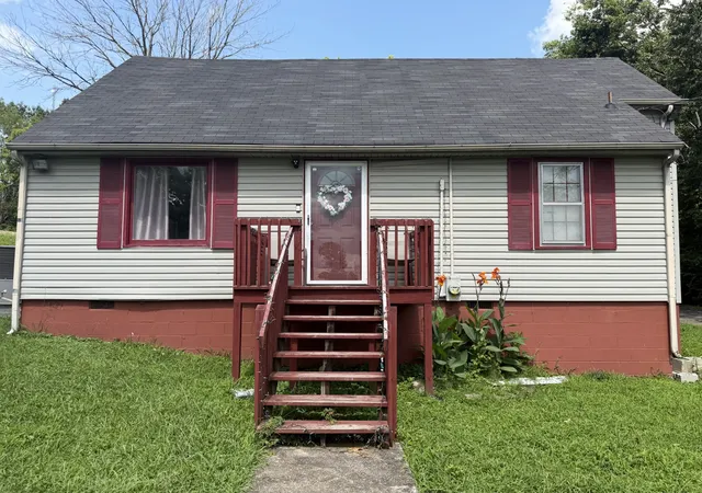 Photo 1 of Sale Pending at 3872 Hutson Ave, Nashville, TN 37216 | MLS# 3285987 | Listing updated on 2026-09-07