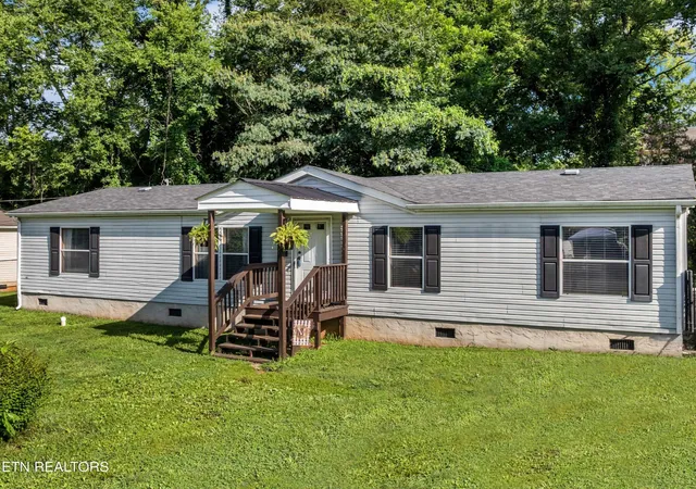 1st image of 3817 Cate Ave, Knoxville, TN 37919 | MLS# 3302171
