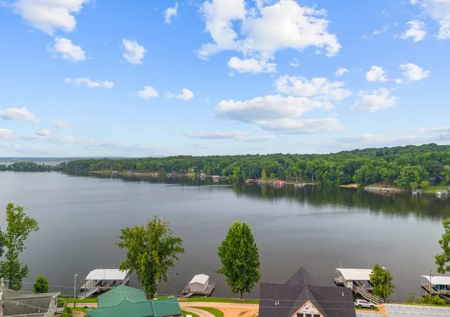 3rd image of 96 Quail Ln, Camden, TN 38320 | MLS# 3288413