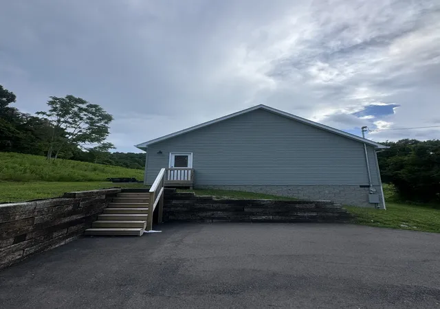 Photo 3 of Single family home for sale at 2065 Collier Rd, Lewisburg, TN 37091 | MLS# 3288299 | Listing updated on 2026-10-02
