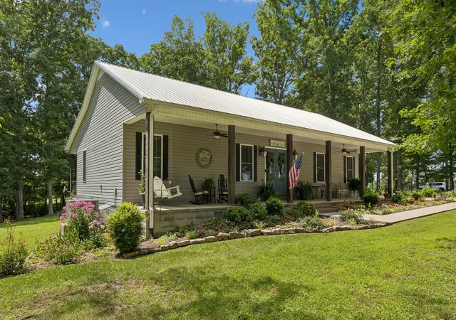 5th image of 1 Lillie Ln, Lawrenceburg, TN 38464 | MLS# 3287952