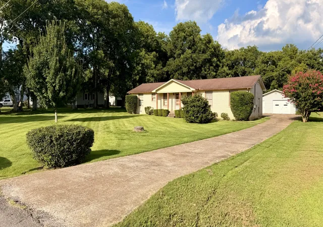 Photo 3 of Single family home for sale at 229 Robin Hood Rd, Pulaski, TN 38478 | MLS# 3287768 | Listing updated on 2026-08-26