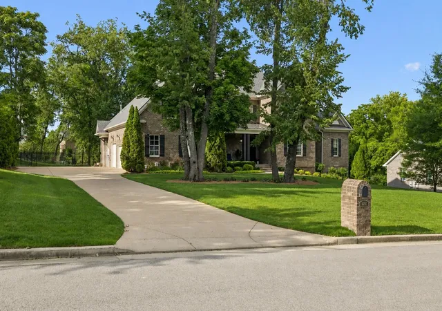 3rd image of 8231 Glover Dr, Brentwood, TN 37027 | MLS# 3285806