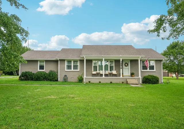 Photo 1 of Single family home for sale at 1220 Rome Pike, Lebanon, TN 37087 | MLS# 3288213 | Listing updated on 2026-10-07