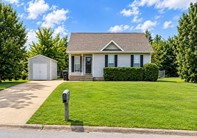 Single family home for sale at 954 Winesap Rd, Clarksville, TN 37040 | MLS# 3285840