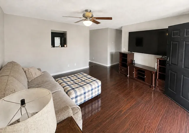 Photo 2 of Single family home for sale at 954 Winesap Rd, Clarksville, TN 37040 | MLS# 3285840 | Listing updated on 2026-08-19