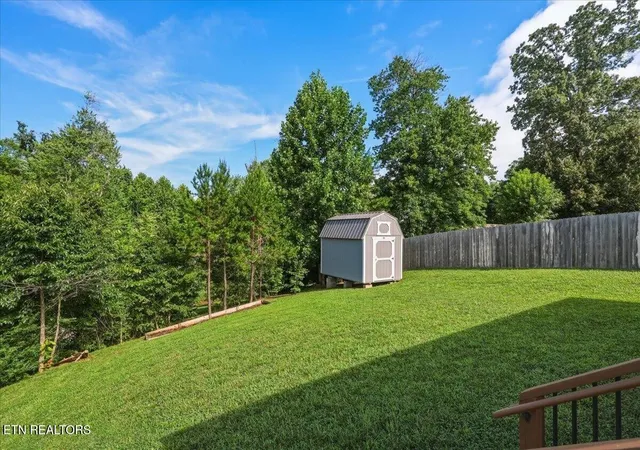 Photo 4 of Single family home for sale at 7727 Bell Stanley Rd, Powell, TN 37849 | MLS# 3285855 | Listing updated on 2026-09-28