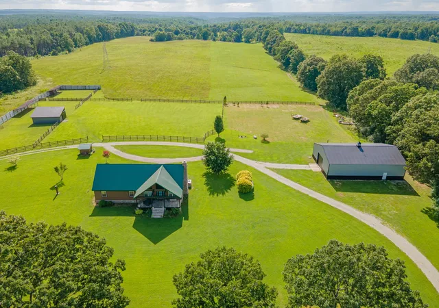 2nd image of 9533 Buttermilk Ridge Rd, Lawrenceburg, TN 38464 | MLS# 3288457