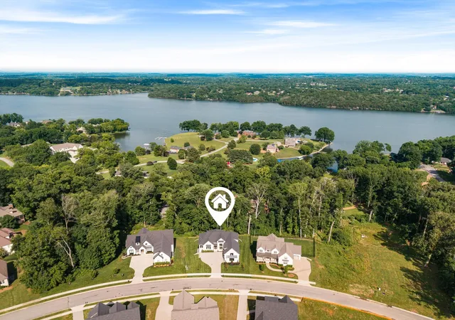 Photo 4 of Single family home for sale at 342 Raintree Dr, Hendersonville, TN 37075 | MLS# 3285920 | Listing updated on 2026-10-05