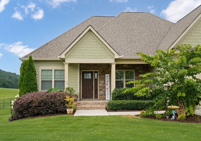 Photo 2 of Single family home for sale at 112 Keystone Dr Ne, Cleveland, TN 37312 | MLS# 3285899 | Listing updated on 2026-09-19