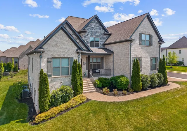 2nd image of 2050 Autumn Ridge Way, Spring Hill, TN 37174 | MLS# 3508068