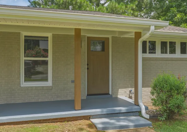 Photo 3 of Sale Pending at 317 Columbus Ave, Florence, AL 35630 | MLS# 3285964 | Listing updated on 2026-07-27
