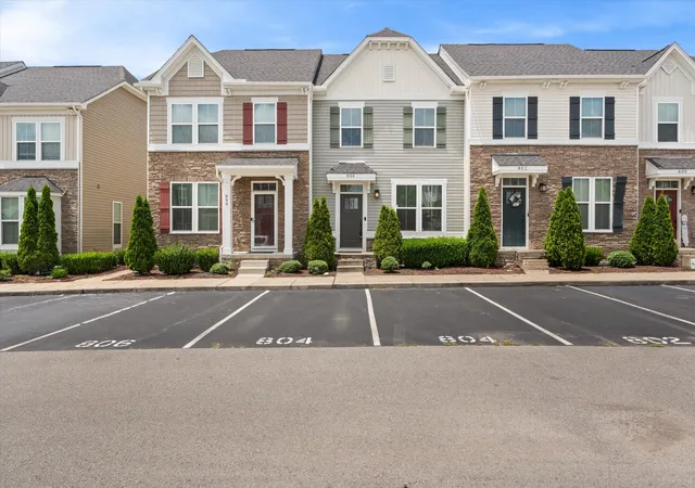 Photo 3 of Townhouse for sale at 4316 Summercrest Blvd #804, Antioch, TN 37013 | MLS# 3304263 | Listing updated on 2026-09-19