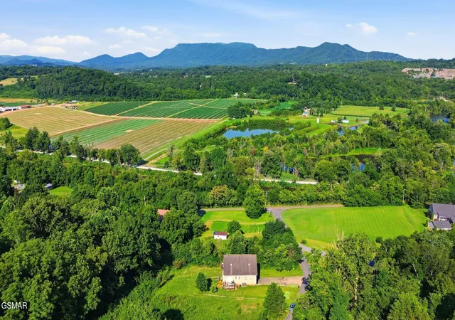 3rd image of 120 Hidden Mountain Way, Newport, TN 37821 | MLS# 3298283