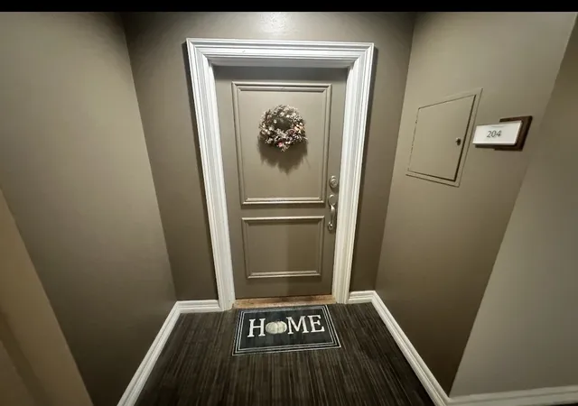 Photo 3 of Condo for sale at 655 S Riverside Dr #204, Memphis, TN 38103 | MLS# 3288588 | Listing updated on 2026-08-04