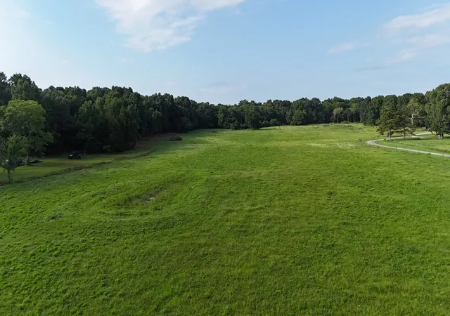 2nd image of 161 Hopkins Bridge Rd, Unionville, TN 37180 | MLS# 3288130