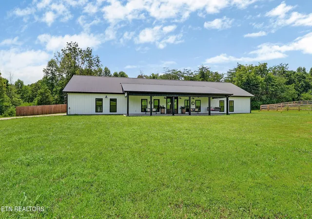 4th image of 2175 N Lick Creek Rd, Byrdstown, TN 38549 | MLS# 3286006