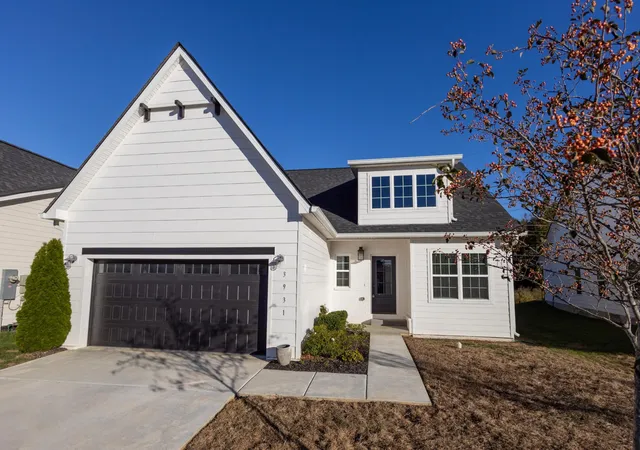 Single family home for sale at 3931 Inlet Loop, Chattanooga, TN 37416 | MLS# 3286005