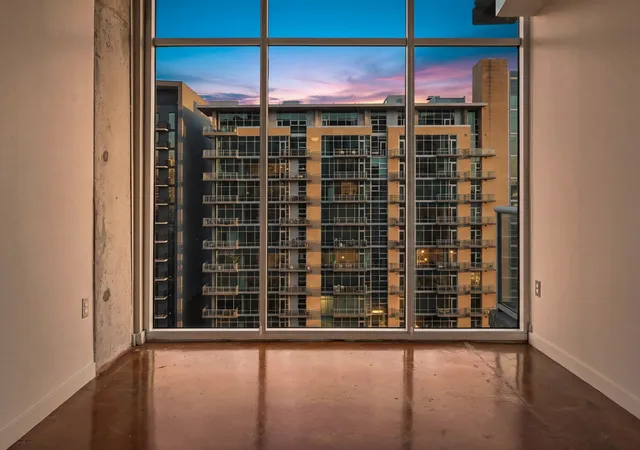 2nd image of 600 12Th Ave S #1608, Nashville, TN 37203 | MLS# 3302272