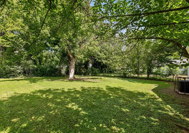 5th image of 1009 N Hawthorne Street, Chattanooga, TN 37406 | MLS# 3337372