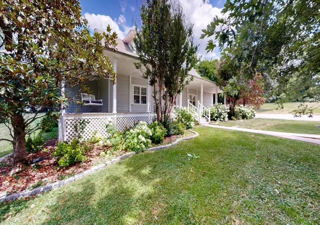Photo 3 of Single family home for sale at 113 Yell Dr E, Wartrace, TN 37183 | MLS# 3286191 | Listing updated on 2026-08-20