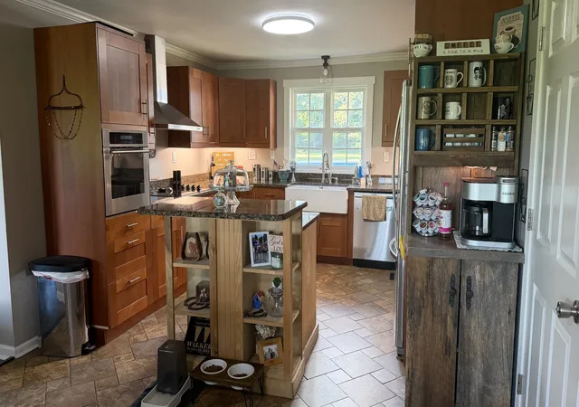 Photo 4 of Single family home for sale at 1355 State Route 70 E, Drakesboro, KY 42337 | MLS# 3298535 | Listing updated on 2026-09-21