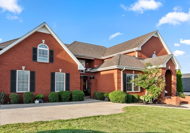 3rd image of 117 Pin Oak Dr, Woodbury, TN 37190 | MLS# 3286213