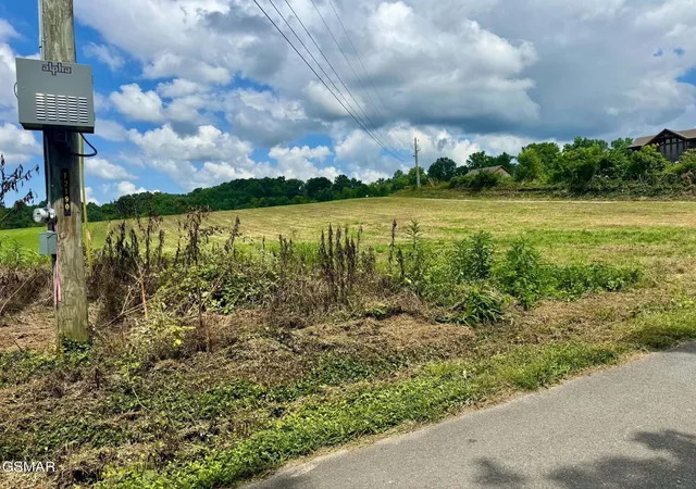 Photo 4 of Land for sale at 5420 Cocke County Line Rd, Cosby, TN 37722 | MLS# 3591720 | Listing updated on 2026-09-16