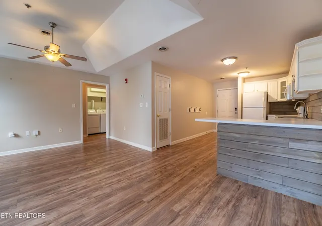 5th image of 1636 Queen Anne Wy, Knoxville, TN 37916