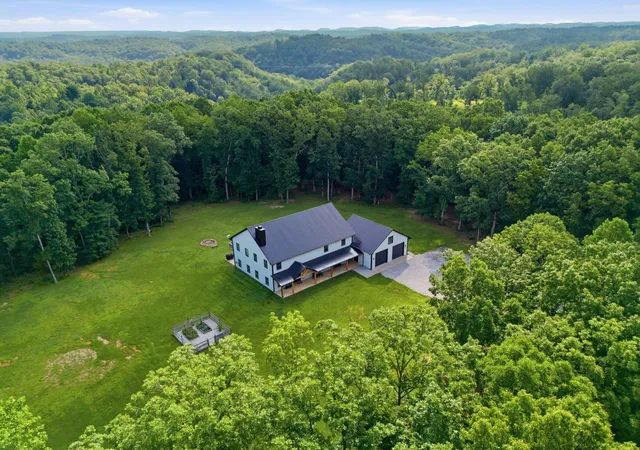 2nd image of 1658 Apache Trl, Pegram, TN 37143 | MLS# 3301993