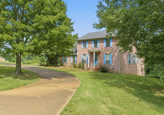 Photo 3 of Single family home for sale at 435 Lakeshore Dr, Lexington, TN 38351 | MLS# 3287593 | Listing updated on 2026-08-20