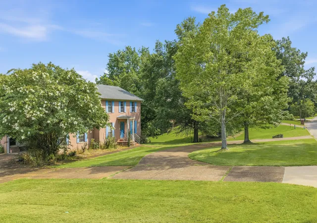Photo 4 of Single family home for sale at 435 Lakeshore Dr, Lexington, TN 38351 | MLS# 3287593 | Listing updated on 2026-08-20