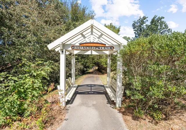 Photo 3 of Sale Pending at 6054 Ml Tree Ct, Nashville, TN 37221 | MLS# 3288098 | Listing updated on 2026-07-30