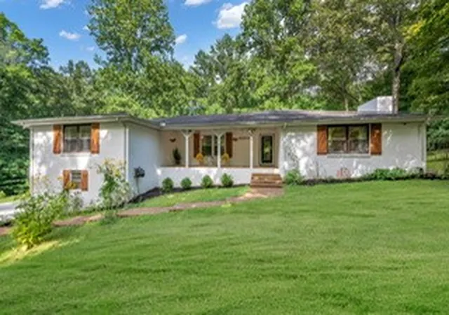Photo 1 of Single family home for sale at 1029 Trainer Ave, Burns, TN 37029 | MLS# 3305559 | Listing updated on 2026-08-17