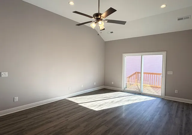 2nd image of 313 Talon Dr, Hopkinsville, KY 42240 | MLS# 3287780