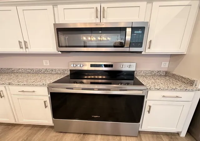 4th image of 313 Talon Dr, Hopkinsville, KY 42240 | MLS# 3287780