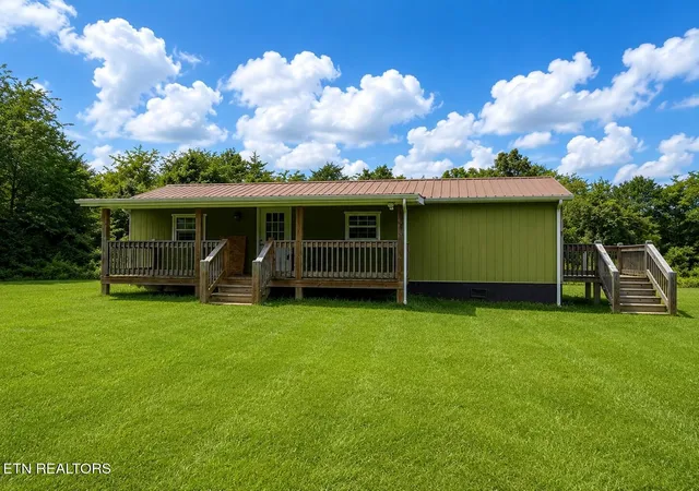 Photo 3 of Single family home for sale at 868 Fritzsche Loop, Jamestown, TN 38556 | MLS# 3287779 | Listing updated on 2026-08-20