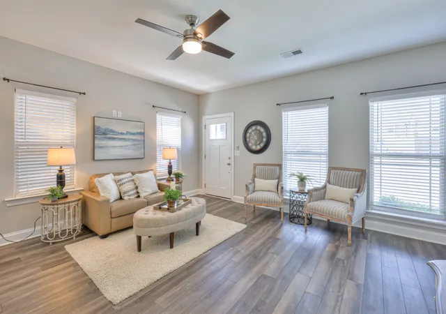 Photo 3 of Townhouse for sale at 555 Gresham Ln #4E, Murfreesboro, TN 37129 | MLS# 3287933 | Listing updated on 2026-08-06