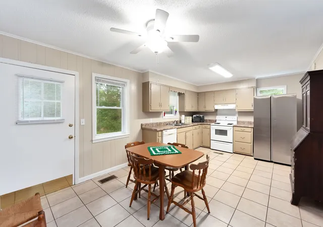 4th image of 3280 Pleasant Springs Rd, Pinson, TN 38366 | MLS# 3287898