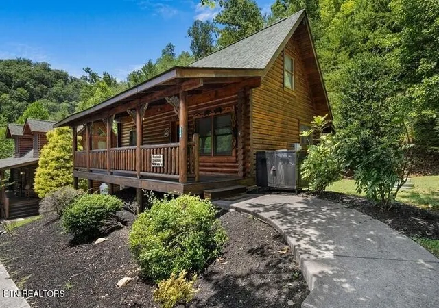 2nd image of 3143 Smoky Ridge Way, Sevierville, TN 37862 | MLS# 3287907