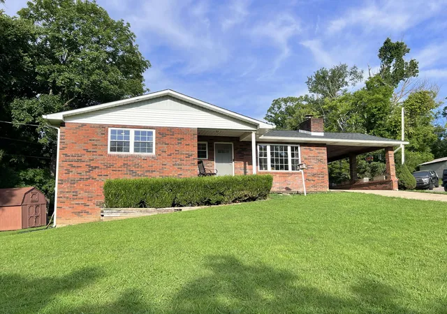 Photo 2 of Single family home for sale at 111 Gus Wallace Rd, Bumpus Mills, TN 37028 | MLS# 3298151 | Listing updated on 2026-08-27