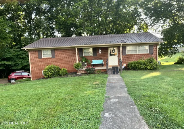 1st image of 304 Fancy Meadows Rd, Strawberry Plains, TN 37871 | MLS# 3287961