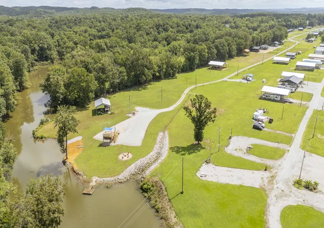1st image of 377 Jett Dr, Clifton, TN 38425 | MLS# 3287977