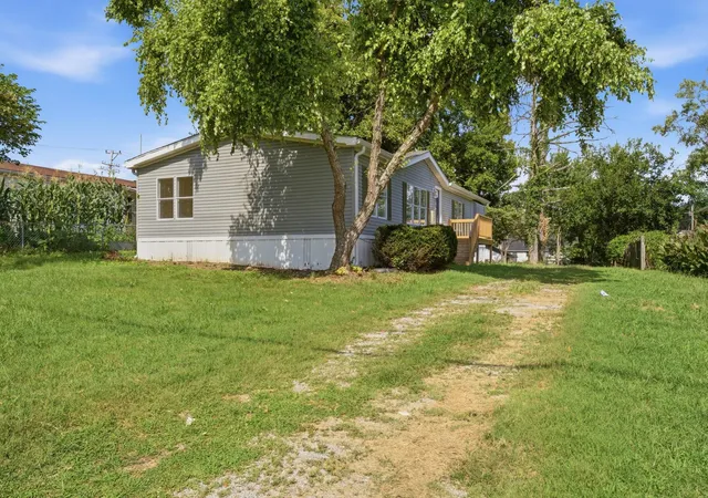 3rd image of 1305 Merritt St, Old Hickory, TN 37138 | MLS# 3304168
